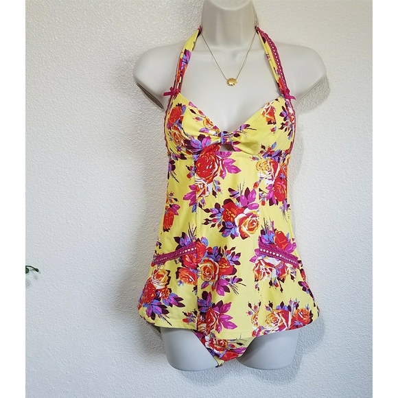 Betsey Johnson Tankini Halter Neck Swim Set - Picture 1 of 11